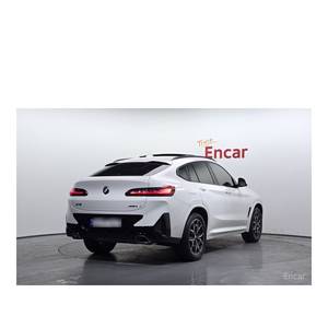 BMW X4 XDrive20i M Sport Modelo Abril 2023 con 35,239 km, Volante a la Izquierda, Caja de Cambios Automática, Cámara Trasera - Product Image 2