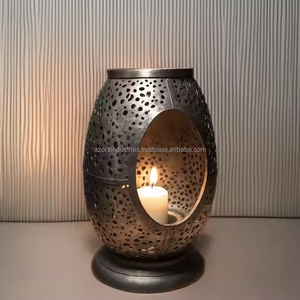 Bougeoir en métal fabriqué à la main lanterne ovale pots de table de pièce maîtresse de noël pour la décoration de la maison - Product Image 6