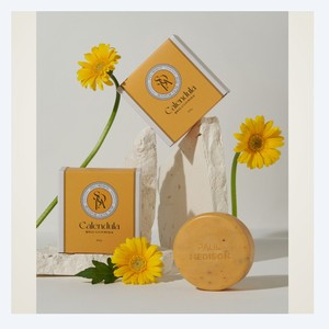 Jabón artesanal coreano K-Beauty Polmedison Signature Calendula Soap 100g Nuevo Tipo Hecho en Corea con Aceite de Oliva - Product Image 2