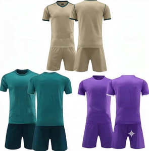 Conjunto de Camisetas de Fútbol Personalizadas, 100% Poliéster, Tejido de Malla, Impresión Digital, Secado Rápido, Cuello Redondo, Manga Corta, Nombre del Equipo y Logotipo Personalizados, Unisex - Product Image 1