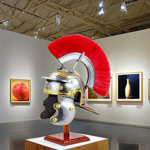 Casco de Armadura Romana de Hierro Pulido, Figura Antigua de Lord - Product Image 2