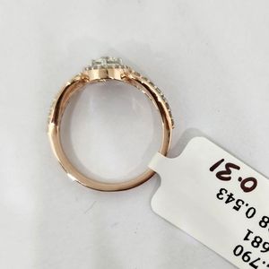 Bague de fiançailles et de mariage de luxe pour femme en or rose 14 carats avec diamant naturel de 0,31 carat et diamants latéraux de 0,17 carat, taille brillant, certifiée IGI - Product Image 5