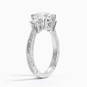 Bague de fiançailles vintage à trois pierres en diamant taille ronde avec bande gravée en milgrain, or massif 10K, certifiée IGI - Product Image 4