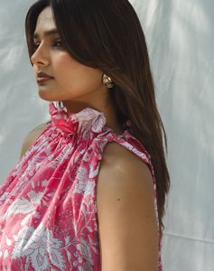 Vestido Midi de Gasa sin Mangas con Estampado Floral y Cuello de Lazo, Estilo Casual de Verano, Corte Holgado, Tejido Transpirable, Nuevo Estilo Bohemio - Product Image 1