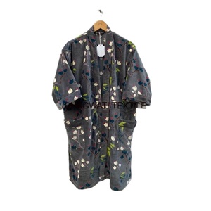 Kimono floral de terciopelo hecho a mano indio, chaqueta estampada, bata de baño Gowon para ropa de noche de primavera con patrón floral - Product Image 3