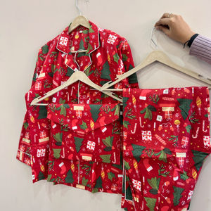 ชุดเสื้อผ้าฝ้ายอินเดียเนื้อนุ่มสบายสำหรับผู้หญิง ชุดนอนสไตล์โบโฮสุดหรู - Product Image 1