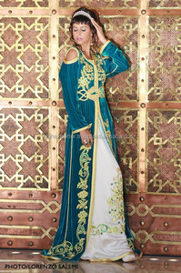 Amazing Moroccan Muslim Womens Fashionable <b>Kaftan</b> With Velvet Material and New Sleeves Style - Product Image 1