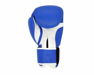 Gants de boxe professionnels bleus personnalisables avec logo imprimé, protection UV, respirants, sangle de poignet réglable, cuir de vache véritable - Product Image 4