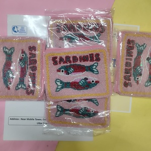 Monedero de sardinas bordadas a mano con cuentas, novedoso, con cremallera, bonito, para maquillaje, tarjetas de crédito y llaves - Product Image 5
