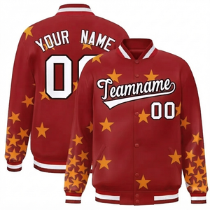 Veste universitaire personnalisée, manteau bomber rouge à imprimé patchwork, style baseball, avec nom et numéros d'équipe personnalisés, unisexe, séchage rapide pour l'extérieur - Product Image 1