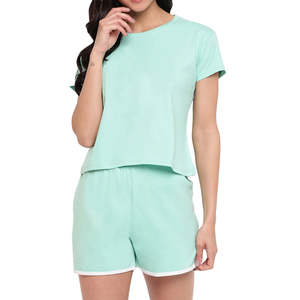 Conjunto de dos piezas de algodón para mujer, de moda, para invierno y primavera, con logotipo personalizado, camiseta de manga corta y pantalones cortos de algodón. - Product Image 2