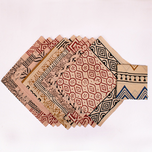 Meilleur ensemble de bandanas d'été bohèmes en coton écologique respirant 21"X21" style Bagru imprimé naturel pour femmes et animaux de compagnie - Product Image 4