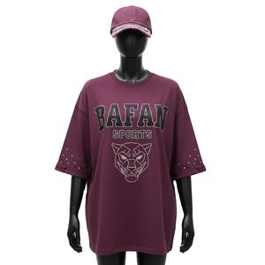 Camiseta Oversize para Mujer, Tela de Jersey de Algodón, Corte Holgado, Color Granate, con Pedrería, Logotipo Personalizado, Camisetas Oversize de Algodón para Mujer - Product Image 1