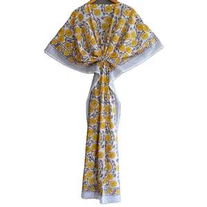 Robe Kaftan Longue en Coton Fait Main pour Femme, Imprimé Floral, Coupe Asymétrique, Idéale pour la Plage et les Soirées Estivales - Product Image 1