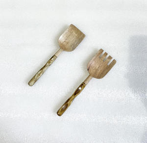 El mejor diseño de servidor de ensalada de madera y resina de la historia, para servir ensaladas en el hogar, la cocina, fiestas y eventos, a precio de mayorista. - Product Image 1