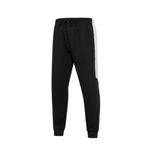 Survêtements de haute qualité pour hommes, marque privée, personnalisables selon votre propre design. - Product Image 5