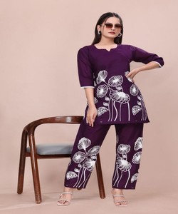 Ensemble Kurta et pantalon ethnique en coton violet pour femme, imprimé floral dessiné à la main, coupe ample, tenue décontractée, style Inde Pakistan 86187 VYOM- VF:-22 - Product Image 2