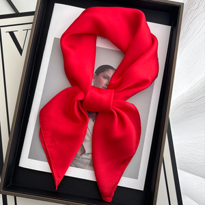 1 pièce Foulard carré uni de luxe pour femme, foulard de plage, bandana pour cheveux, écharpe, hijab, châle - Product Image 3