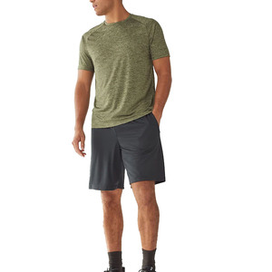 Camiseta de cuello redondo para hombre, manga corta, tejida, lisa, informal, para uso diario, con logo personalizado, proveedor mayorista de Pakistán y China, personalizable. - Product Image 1