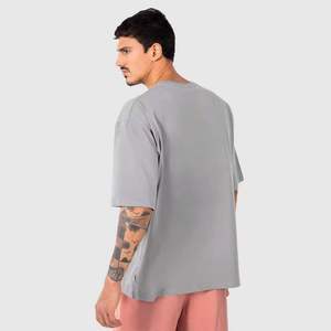 Camiseta de Algodón Gris Extra Grande para Hombre, Cuello Redondo, Manga Corta, Color Sólido, Estilo Casual - Product Image 2