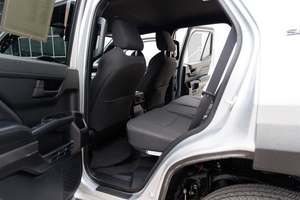 2025 4R un ner SR5 พรีเมียม 4WD รุ่นทั่วไป - Product Image 2