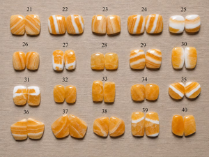 หินแคลไซต์สีเหลืองธรรมชาติขายส่ง หินหลวมขัดเงา คริสตัลคาโบชอง สำหรับทำเครื่องประดับ แหวน จี้ หินบำบัด - Product Image 3