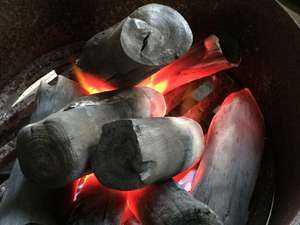 Binchotan ถ่านสีขาวขี้เถ้าต่ำถ่านสีขาวไร้ควันสำหรับร้านอาหารบาร์บีคิวจากโรงงานเวียดนาม - Product Image 6