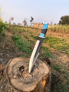 Couteau Bowie de chasse/survival en acier à haute teneur en carbone forgé à la main, manche ergonomique en résine, lame fixe à pointe tombante, qualité industrielle OEM - Product Image 2