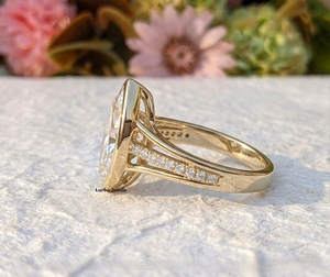 แหวนหมั้นเพชรโมอิสซาไนต์ทรงมาร์คีส์จาก Lurba Jewels ตัวเรือนทองคำแท้ 18K ประดับแบบ Bezel Set ดีไซน์วงแหวนแยกส่วน ประดับเพชรแบบ Pave Band สไตล์หรูหราสำหรับผู้หญิง - Product Image 4