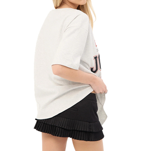เสื้อเจอร์ซีย์กีฬาผู้หญิงทรงโอเวอร์ไซส์ สวมใส่สบาย สไตล์มินิมอล แอธเลเชอร์ สตรีทแวร์ ผลิตจากโพลีเอสเตอร์ รับผลิตแบบ OEM - Product Image 2