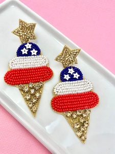Boucles d'oreilles pendantes légères au design élégant, ornées de strass rouges, blancs et bleus, idéales pour les célébrations de la Fête de l'Indépendance et les festivals - Product Image 5