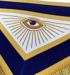 Delantal Masónico de la Logia Azul - Terciopelo Azul con Flecos Dorados Bordados a Mano - Delantal Masónico de Primera Calidad - Product Image 4