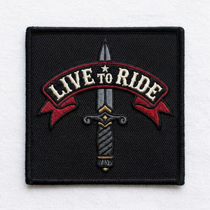 Parche bordado termoadhesivo personalizado a granel con diseño de motor V-Twin y borde de cadena para chaqueta de motociclista, 100 unidades/lote - Product Image 2