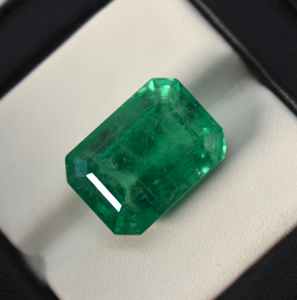 Lab Grown Octagon-<b>Step</b> Cut Columbian Emerald, Vivid Green Emerald ,Green Emerald, Loose Gemstone, May Birthstone ,18X13 mm - Product Image 6