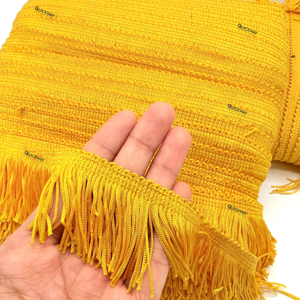 Cadena de encaje dorada con flecos de borlas – Adorno decorativo para costura, manualidades, ropa y accesorios para el hogar - Product Image 1