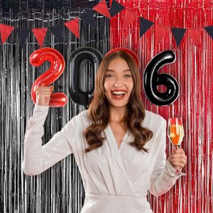 Tende a Frange Metalliche Nere e Rosse per Decorazioni da Parete, Sfondi e Allestimenti per Feste a Tema (Stranger/Boy/Uomini/Compleanni) - Product Image 3