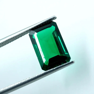 เบาะตัดในห้องปฏิบัติการปลูกมรกต zambian: อัญมณีหลวม3.40ct - Product Image 5