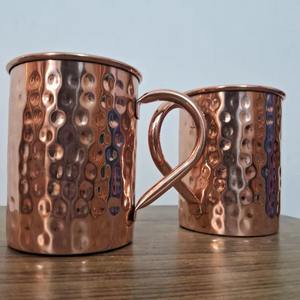 Chopes à bière en cuivre martelé personnalisées avec poignées en cuivre - 16 oz - Mug écologique pour fêtes avec logo - Product Image 1