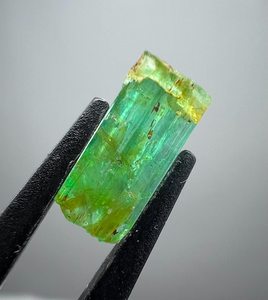 หยกธรรมชาติแบบหยาบจากเหมืองปัญชีร อัฟกานิสถาน เขนจ์ คามาร์ ซาเฟด ไม่ผ่านการปรับแต่ง เหมาะสำหรับการเจียระไน - Product Image 5