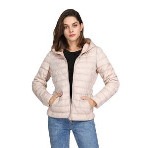 Blouson matelassé rose clair à capuche pour femme, coupe ajustée, fermeture éclair, coupe-vent, décontracté, manteau d'automne, rembourrage fin en polyester - Product Image 1