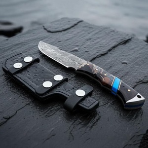 Cuchillo de Caza y Desollado de Acero de Damasco Hecho a Mano, Hoja Fija, Mango de Madera de Resina, para Camping al Aire Libre, OEM Pasha Enterprises - Product Image 5