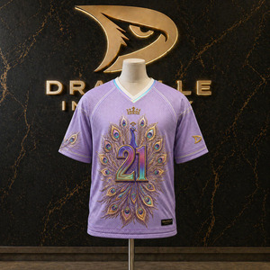 เสื้อเจอร์ซีย์ตาข่าย Y2K สั่งทำขายส่งสำหรับผู้ชาย ทรงโอเวอร์ไซส์ สไตล์เรโทร ลายกราฟิกนกยูง 21 ตัว ระบายอากาศได้ดี แขนสั้น พิมพ์ลาย ชุดกีฬา - Product Image 1