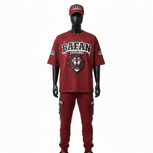 Conjunto de Pantalón y Camiseta Deportiva de Algodón para Hombre, 180 GSM, Tejido Transpirable, Diseño con Paneles Color Granate, Logotipo Serigrafiado, 2 Piezas - Product Image 1