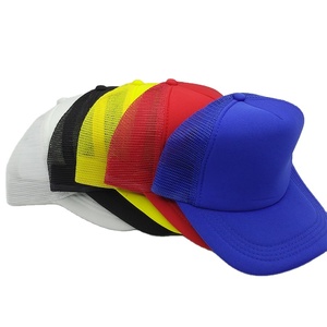 Casquettes Trucker Unisexe Personnalisées en Toile 5 Panneaux 100% Coton Imprimées en Relief pour l'Extérieur, Modèle Snapback, Vente en Gros 2026 - Product Image 1