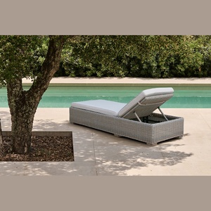 โซฟาหวายพร้อมเบาะนอนกลางวันสองชั้นหวายกลางแจ้ง - Product Image 1