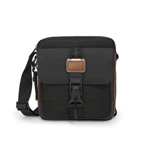 กระเป๋าคาดลำตัวกันน้ำ ดีไซน์ทันสมัย ใช้งานได้จริง ผลิตในเวียดนาม - Product Image 1