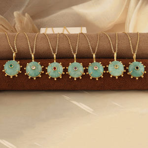 Hermoso collar con colgante de amazonita verde y cuarzo CZ, chapado en oro de 18K, antideslustre, hipoalergénico, joyería de moda. - Product Image 4