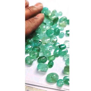 131 pièces d'émeraudes naturelles de 7 mm à 14 mm, cabochons ronds et ovales, lot de 376 carats, Iroc Sales, bonne qualité, pierres brutes, 264 $ US pour tout le lot - Product Image 3