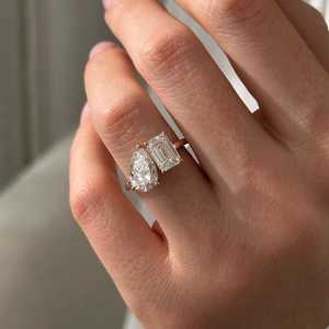 Bague en diamant de laboratoire Toi et Moi de 4 carats, taille Radiant et Poire, E VVS2, bague à deux pierres en or rose, certifiée IGI - Product Image 2