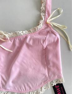 Top Corto de Algodón Sin Costuras Color Rosa Suave con Encaje Estilo Cottage Core |   Camisola Rosa Pastel con Lazos y Cintas - Product Image 5